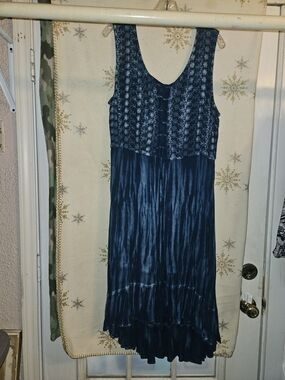 Avenue Navy Blue Sleeveless Maxi Dress with Textured Bodice